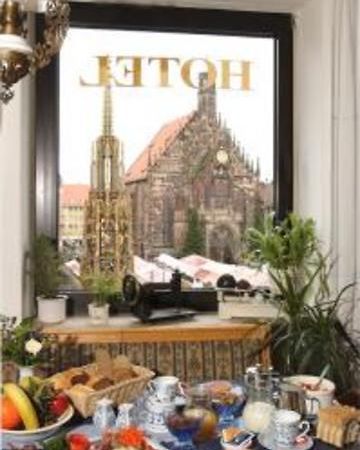 Tiptop Hotel Am Schoenen Brunnen Nürnberg Restaurant bilde